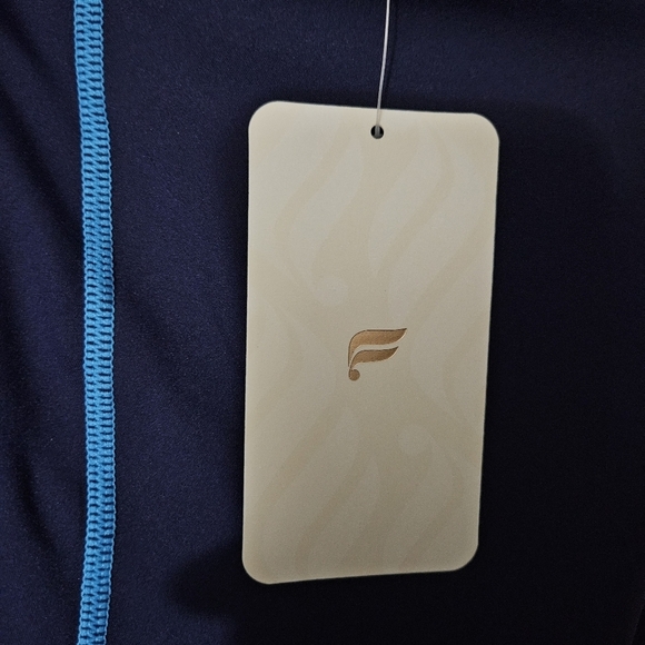 Fabletics Gianna Mock Neck Navy Blue Long Sleeve Top Size 2X - Picture 8 of 12